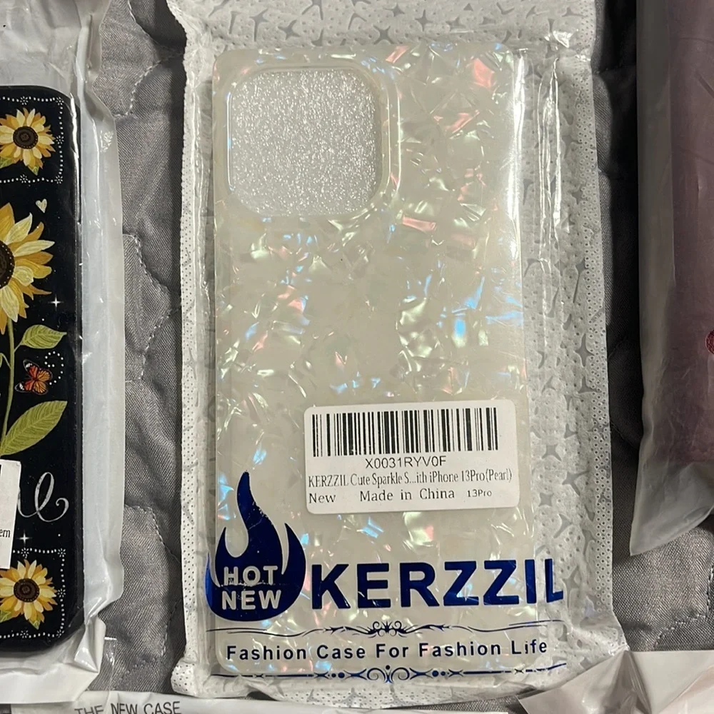 New set/10 random phone cases